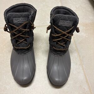 Sperry Gray Duck Boots Size 9